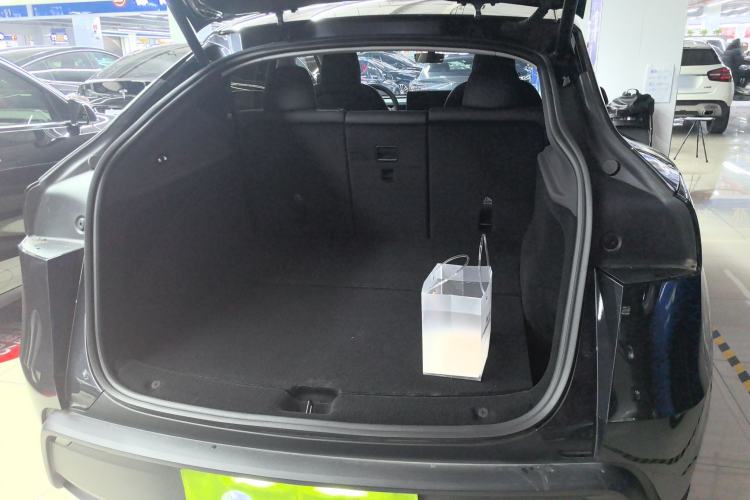 Used Tesla Model Y 2025 Long-Range All-Wheel Drive First Edition
