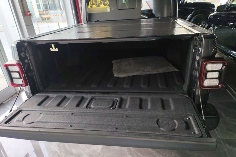 Used Jeep Gladiator 2022 3.6L Pioneer Edition