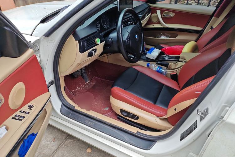 Used BMW 3 Series 2012 318i Leading Model
