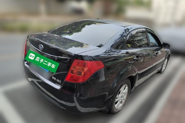 Used Bestune B50 2012 1.6L automatic fashion version
