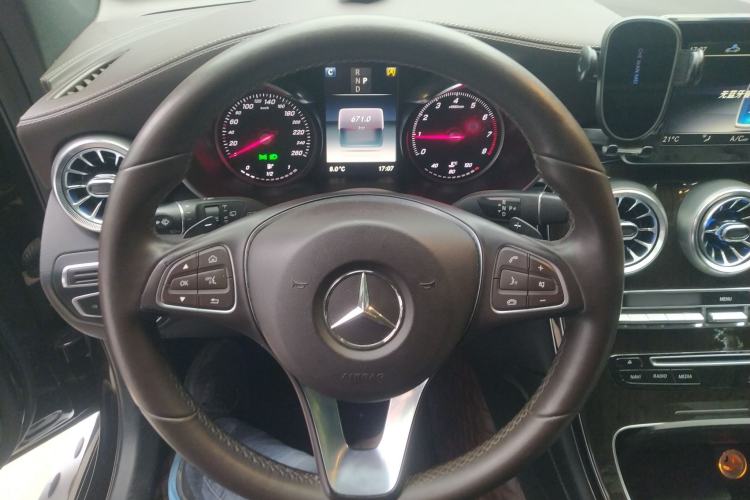 Used Mercedes-Benz GLC 2019 GLC 260 4MATIC Dynamic Edition
