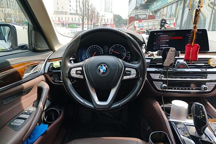 Used BMW 5 Series 2019 Facelifted 525Li Luxury Package