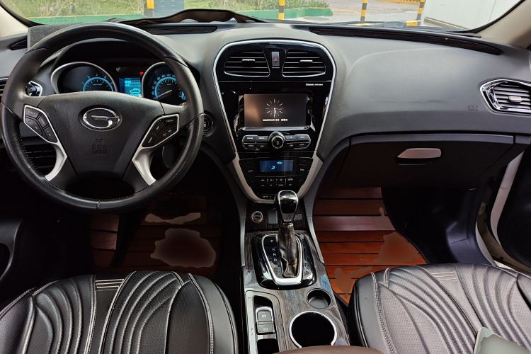 Used GAC Trumpchi GS5 Super 2016 1.8T Automatic Two-Wheel Drive Anniversary Edition