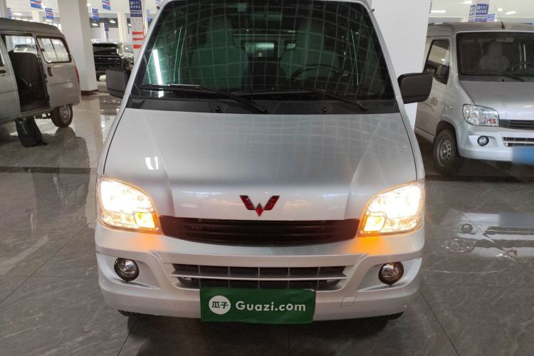 Used Wuling Zhiguang 2023 1.5L Practical Version 5/7 Seats Front