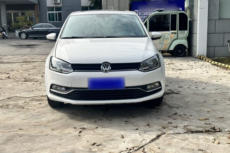 Used Volkswagen Polo 2016 1.6L Automatic Comfort Model