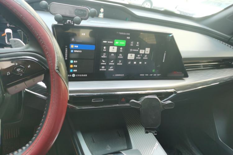 Used CHANGAN OSHAN Z6 New Energy 2023 ZhiDian iDD 150KM Flagship PLUS Audio And AC Panel