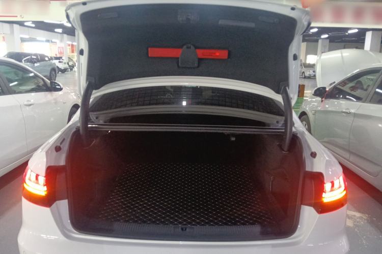 Used Audi A4L 2020 40 TFSI Luxury Dynamic Model