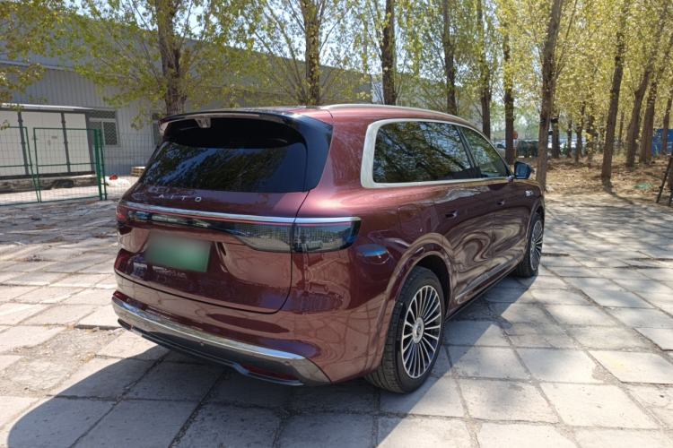 Used Hima AITO M8 2025 Extended-Range Ultra Version 53.4 kWh 5-Seater Edition Rear Right 45 Deg