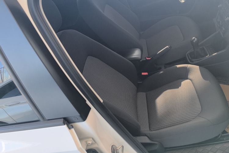 Used Volkswagen Santana 2019 1.5L Manual Fashion Edition China VI Standard
