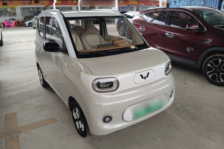 Used Wuling Hongguang MINIEV 2024 3rd Generation 215km Advanced Version
