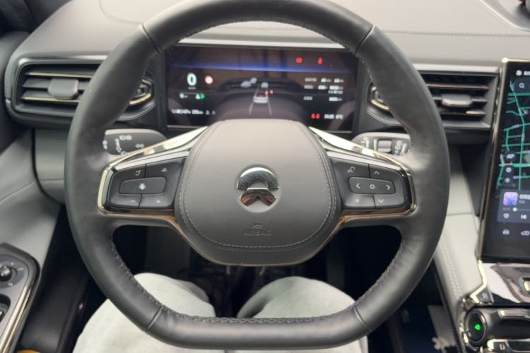 Used Nio ES8 2020 415 km Range 6-Seater Version
