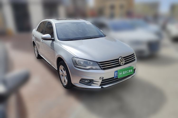 Used Volkswagen Bora 2013 1.6L Manual Comfort Model Front Right 45 Deg