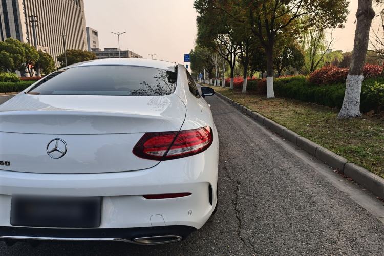 Used Mercedes-Benz C-Class 2020 C 260 Coupe Exterior 8