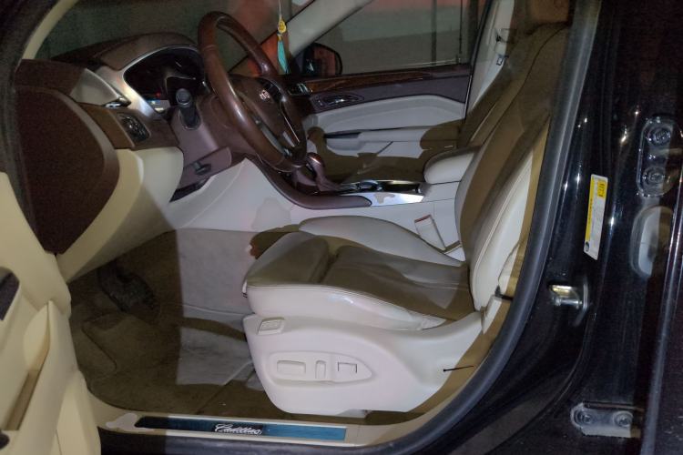 Used Cadillac SRX 2015 3.0L Elite Model