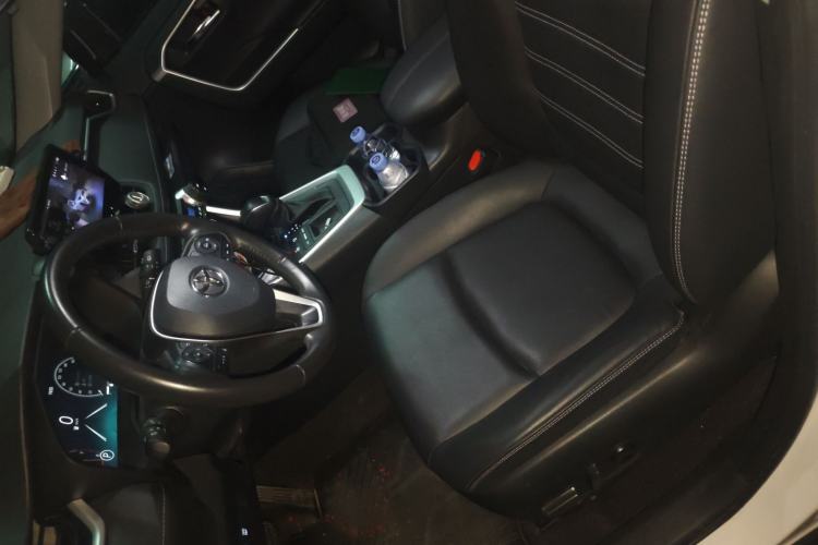 Used Toyota RAV4 2023 2.0L CVT Two-Wheel Drive Fashion Plus Edition Left Front Seat