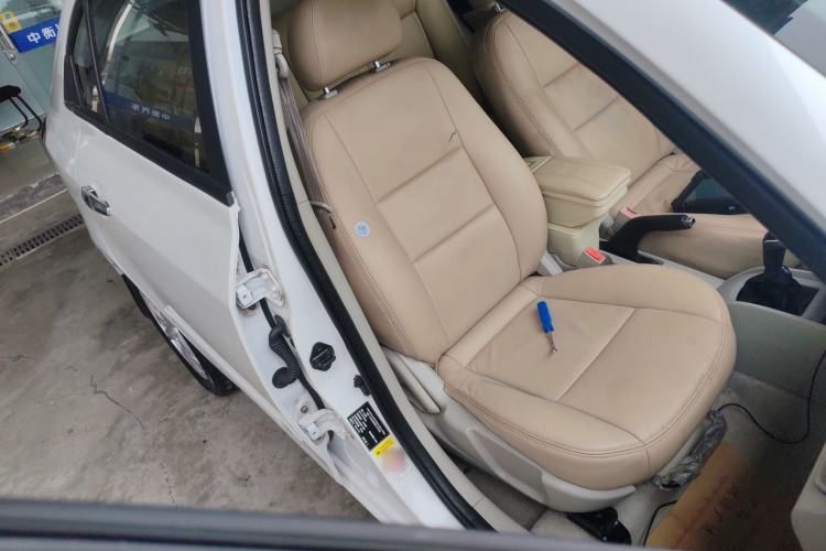 Used CHANGAN Alsvin V5 2012 1.5L Manual Sport Version China IV Standard