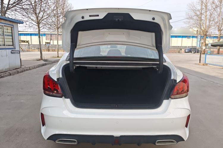 Used MG 5 2023 180 DVVT Manual Fashion Edition
