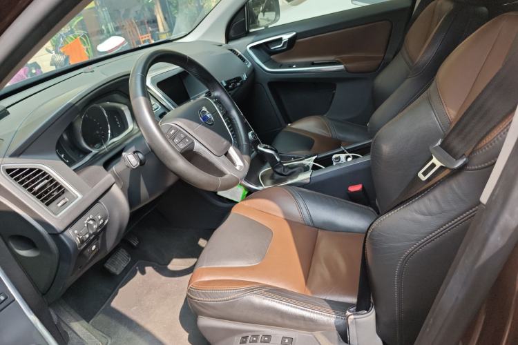 Used Volvo XC60 2016 T5 Smart Version