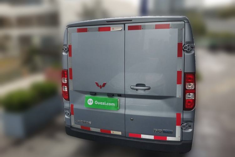 Used Wuling Yangguang 2024 300km Comfort Version with Sealed Windows 60kW
