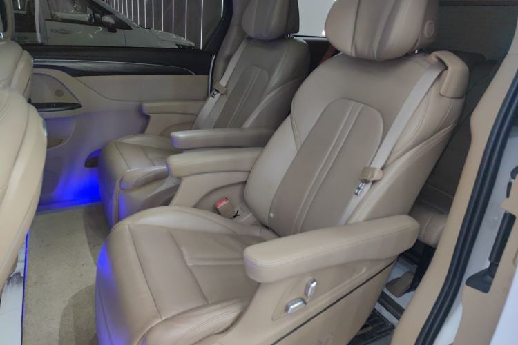 Used Buick GL8 2021 ES Landtrek 653T Luxury Model