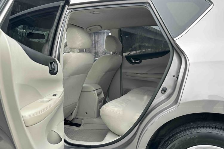 Used Nissan Tiida 2011 1.6L CVT Comfort Model
