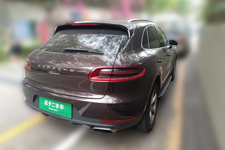 Used Porsche Macan 2017 Macan 2.0T Rear Right 45 Deg