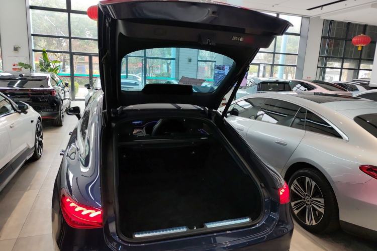 Used Mercedes-Benz EQS 2022 Updated Version 450+ Pioneer Edition Trunk