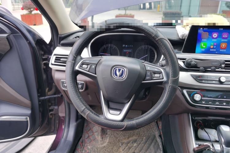 Used CHANGAN Raeton CC 2019 1.5T Automatic Elegant Starry Edition China VI Standard Steering Wheel