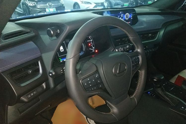 Used Lexus UX 2020 260h Explore & Adventure Edition