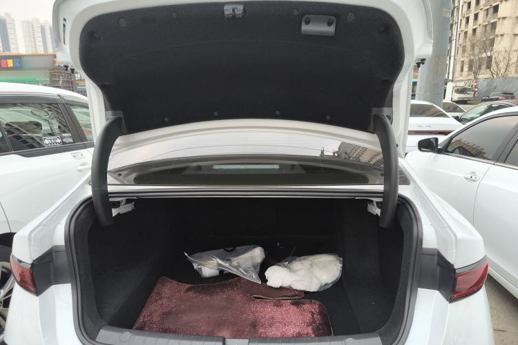 Used BYD Qin PLUS 2025 DM-i Smart Drive 55KM Leading Model
