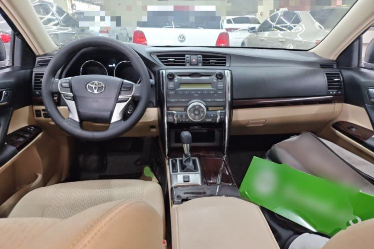 Used Toyota Reiz 2010 2.5S Fengdu Jinghua Edition Center Console