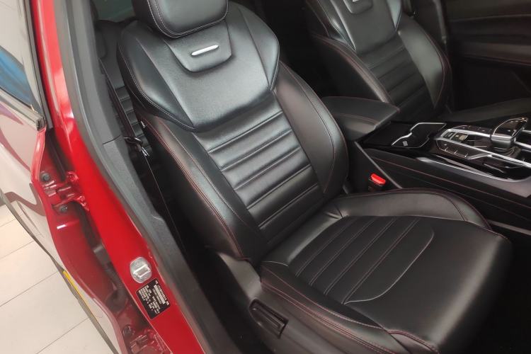 Used SAIC MAXUS D60 2022 1.5T Automatic Trendy Version 6-Seater
