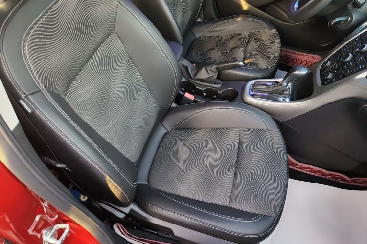 Used Buick GT 2014 XT 1.6L Automatic Fashion Edition
