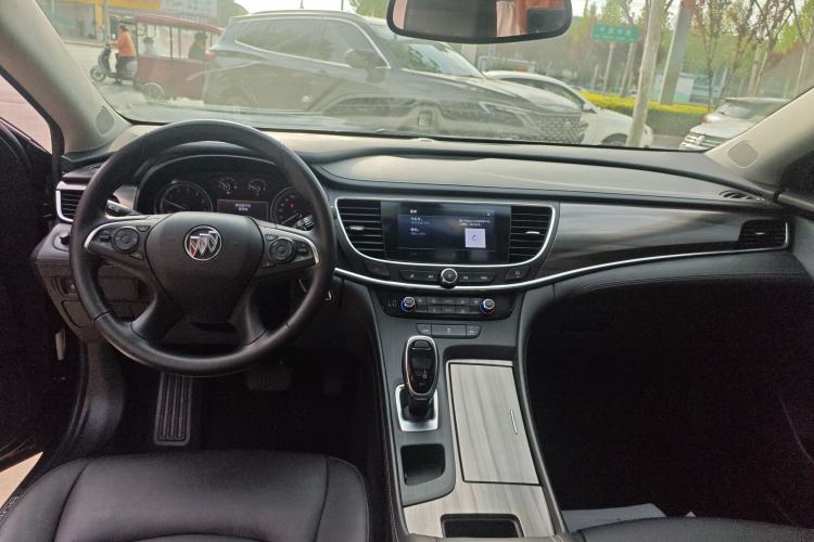 Used Buick LaCrosse 2021 652T Luxury Model Center Console