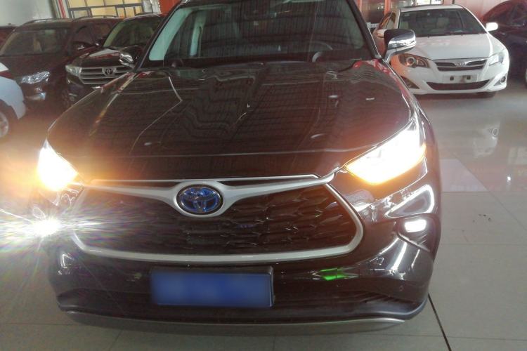 Used Toyota Highlander 2022 Dual-Engine 2.5L Four-Wheel Drive Prestige Version 7 Seats