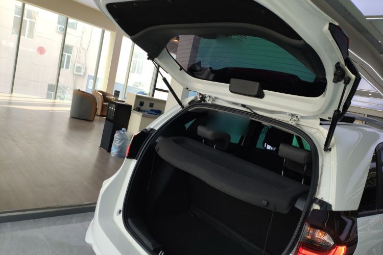 Used Honda Fit 2022 1.5L CVT Trendy Sunroof Edition Trunk