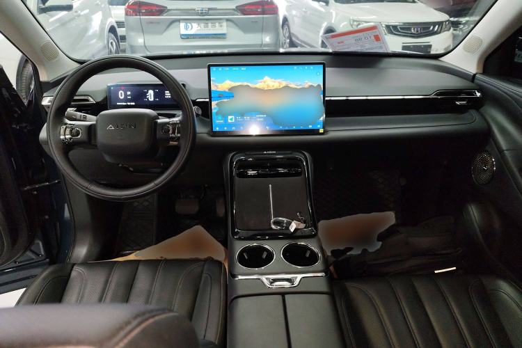 Used AION V 2024 Aion Tyrannosaurus 650 Smart Premium Edition