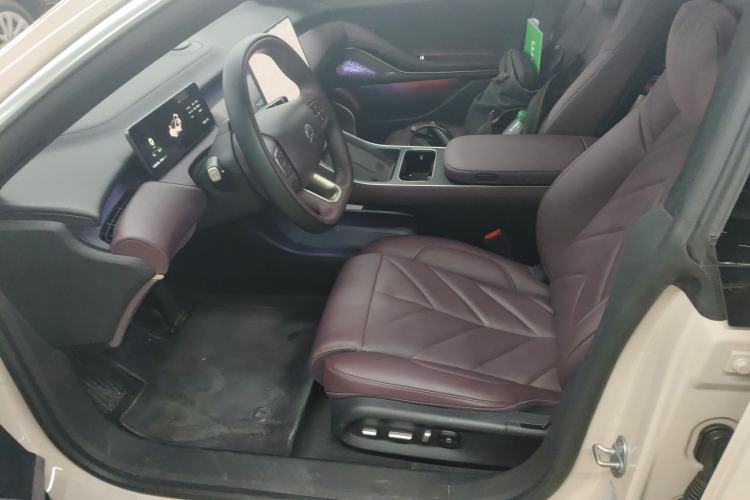 Used Nio ET5 2025 75 kWh
