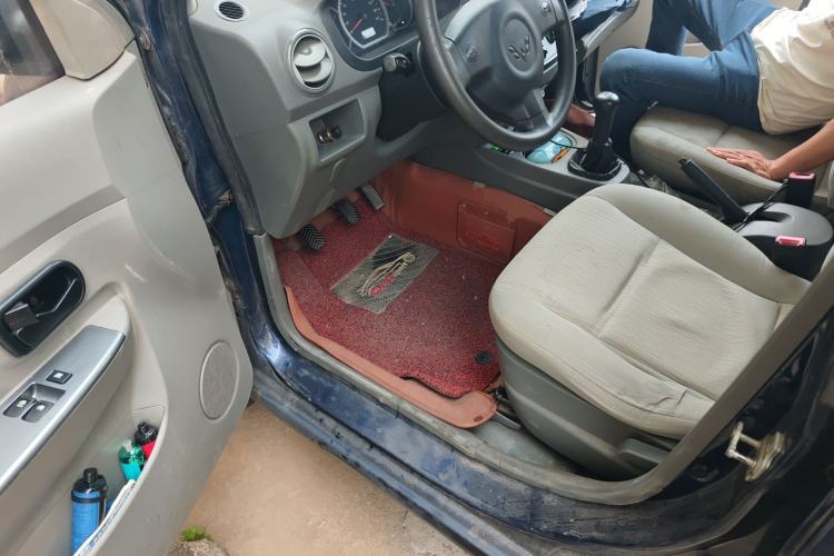 Used Wuling Hongguang 2014 1.5L Base Version
