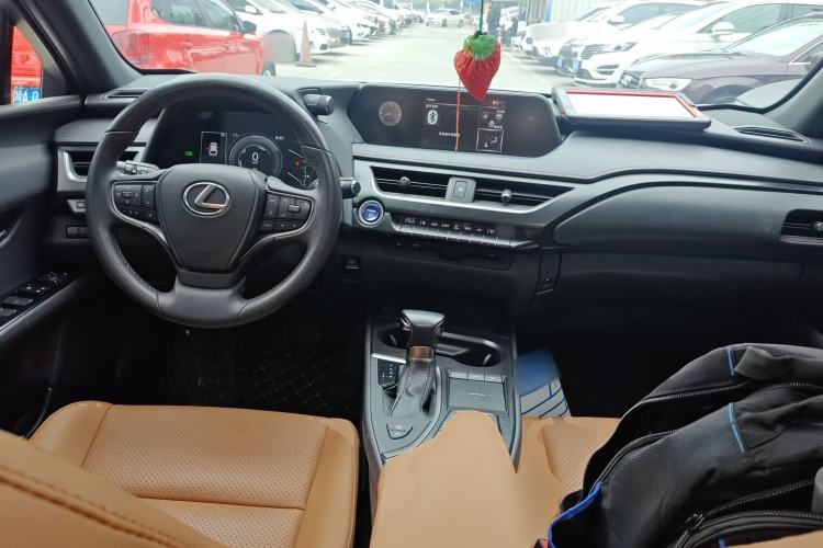 Used Lexus UX 2020 260h Explore & Adventure Edition