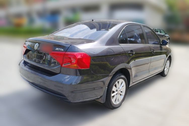 Used Volkswagen Jetta 2017 1.4L Manual Fashion Edition
