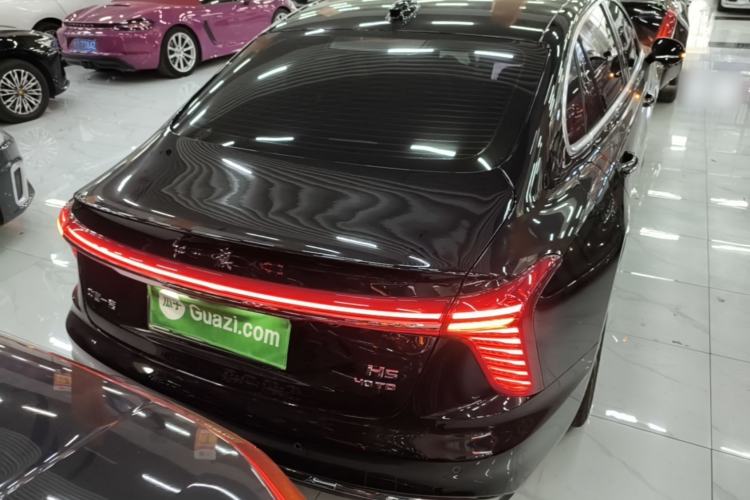 Used Hongqi H5 2025 2.0T Automatic Flag Edition – 500 000 Units Commemorative Version
