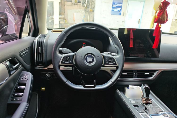 Used BYD Tang 2019 2.0T Automatic SmartConnect Luxury 7-Seater China VI Standard