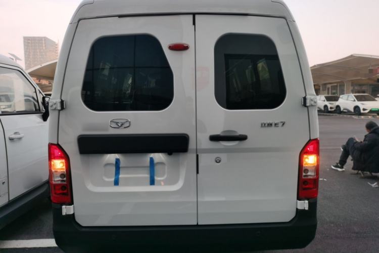Used Karry Jiangtun E7 2025 Economy Version