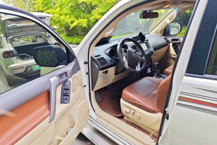 Used Toyota Prado  Driver Seat