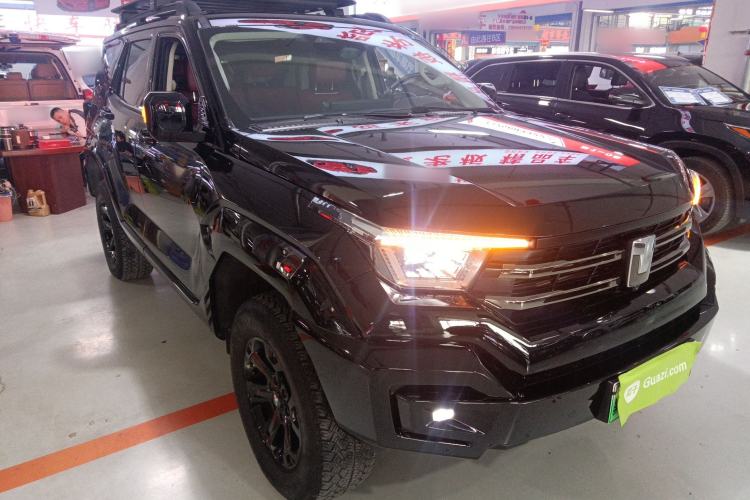 Used Tank 400 New Energy 2024 Hi4-T Off-Road Edition Front Right 45 Deg