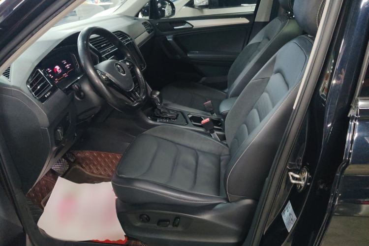 Used Volkswagen Tiguan L 2021 330TSI Automatic Two-Wheel Drive Smart Edition
