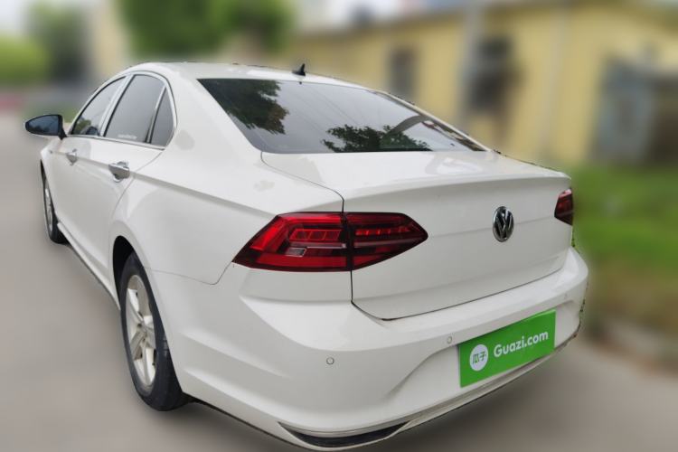 Used Volkswagen Lamando 2019 230TSI DSG Fashion Edition China VI
