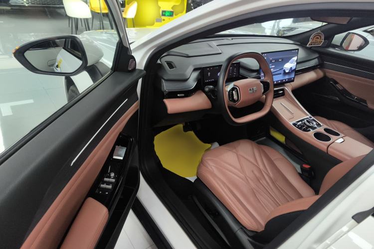 Used Geely Galaxy L6 2025 EM-i 140km Starship Edition Driver Seat