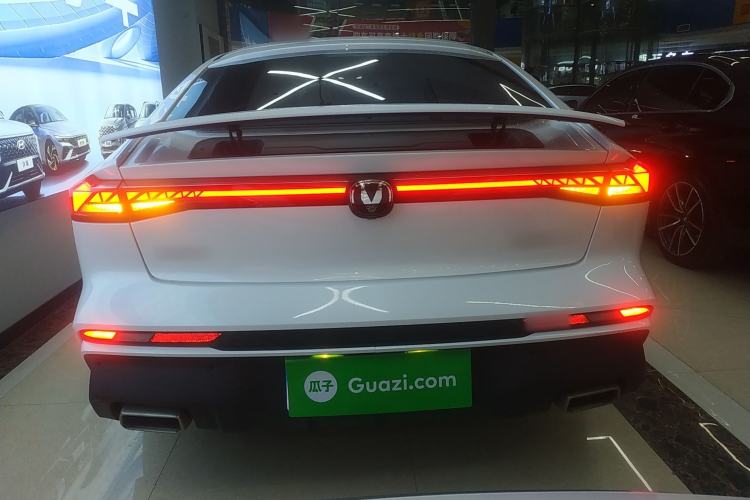 Used CHANGAN UNI-V 2024 1.5T Prestige Edition
